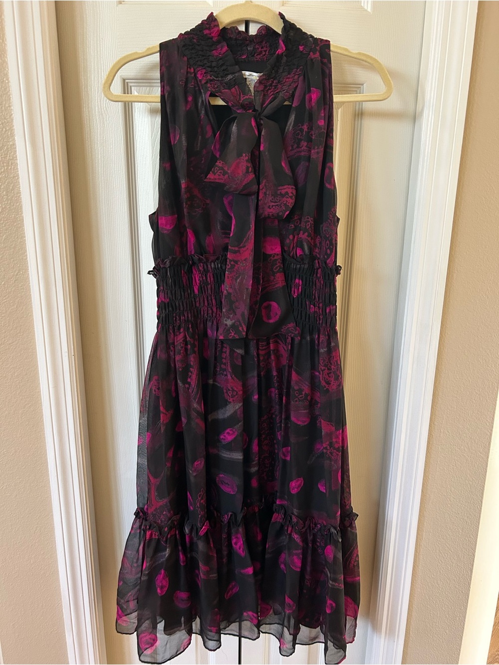 Diane Von Furstenberg Sevilla Black and Magenta Print Silk Dress with Tie Neck